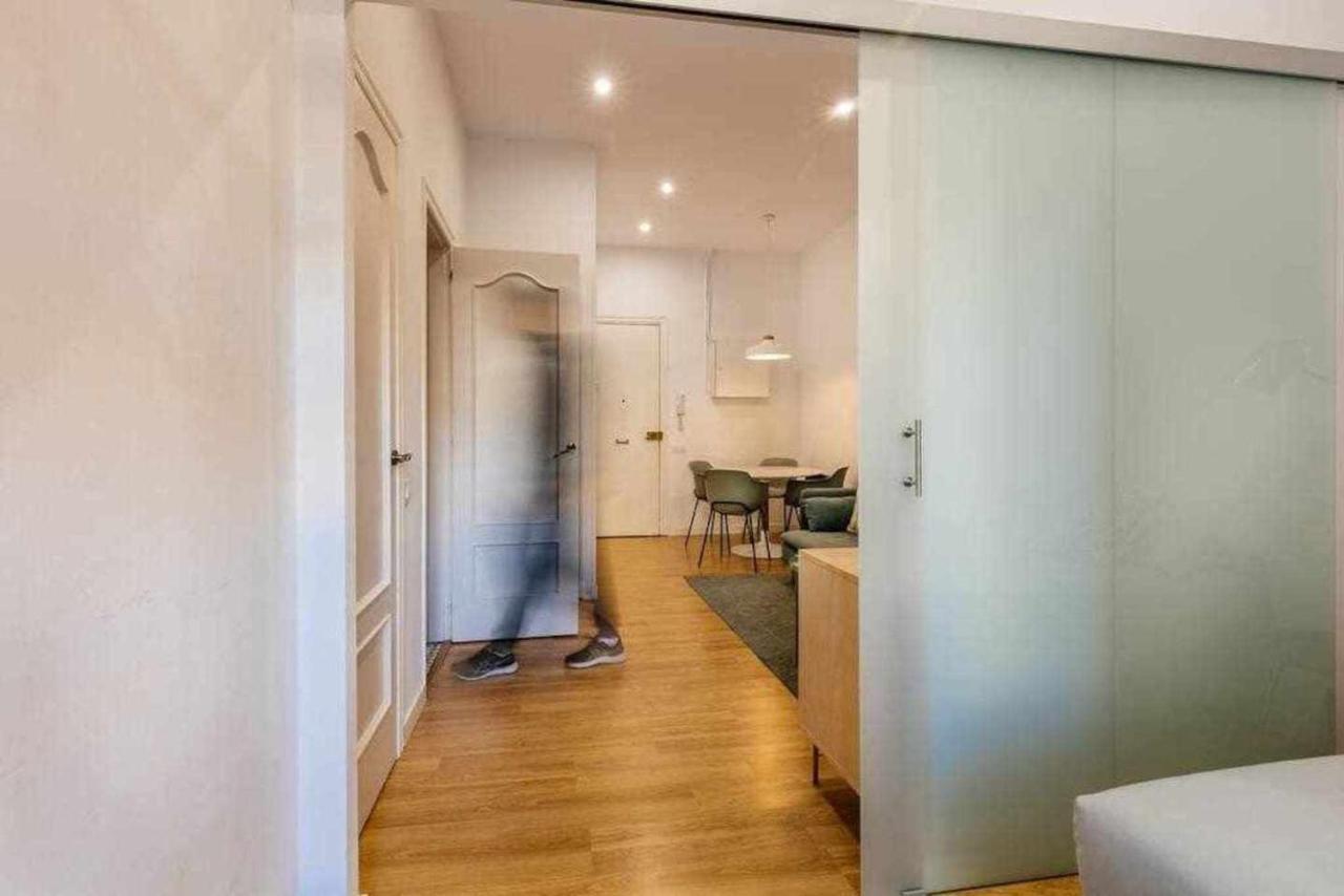 Cozy & Central Apartment Barcellona Esterno foto