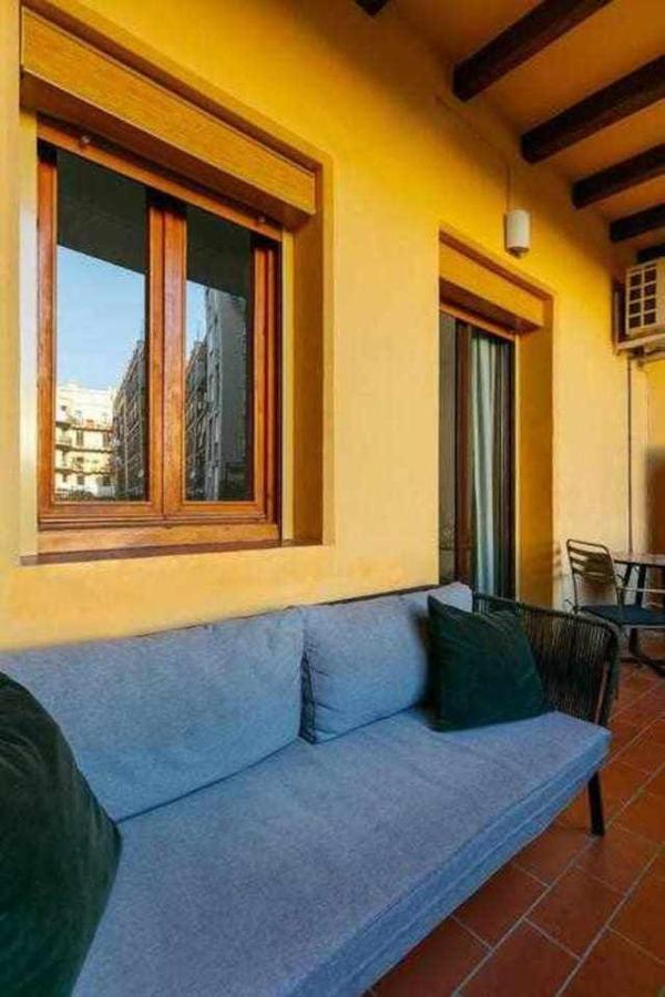 Cozy & Central Apartment Barcellona Esterno foto